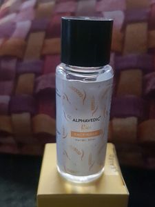 Alphavedic Rise Facewash