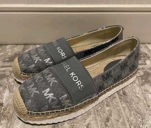 Authentic Mk Shoe