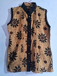 Vintage Floral Sleeveless Top
