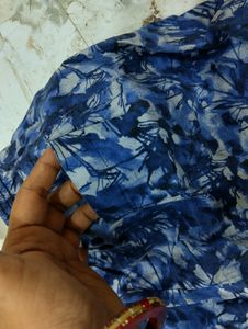 2 Shorts ..