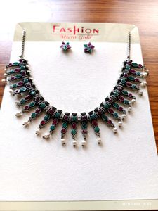 emerald &amp;Ruby color oxidized silver necklace