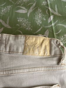 Zara Cargo