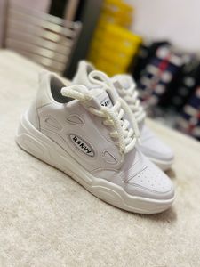 BANYY Full White Sneakers
