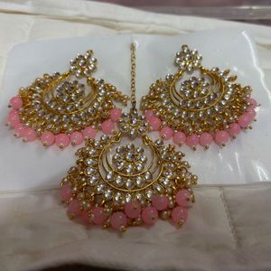 Elegant Pink Kundan Jhumka & Maang Tikka Set