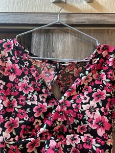 H&amp;M Floral pink colour crop top with back design
