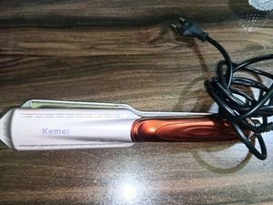 Kemei Hair Straightener