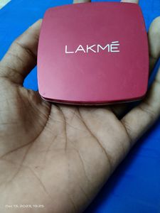LAKME COMPACT