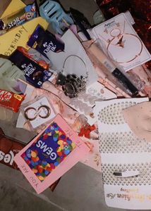 Customized Bouquet Of Accessories Makeup Skincare