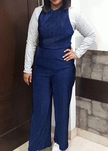 FOREVER 21 Corduroy Jumpsuit Without Tshirt