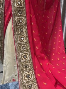 Beautiful Saree With Heavy Border
