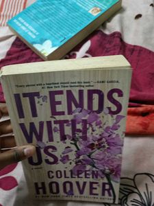 It Ends With Us - Colleen Hoover