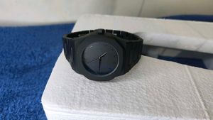 Sleek Black Wrist Watch