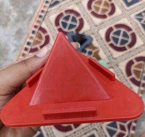 Mobile Holding Stand