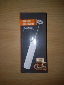 ⭐ Milk Frother – Perfect for Coffee Lovers ⭐