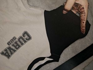 Trendy Crop Top Fitted Gym Tee