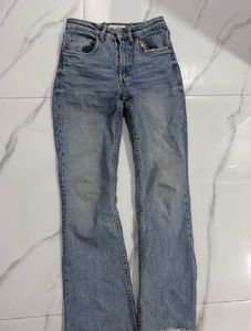 ZARA JEANS SIZE -24