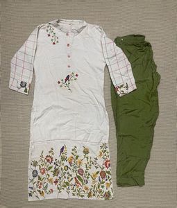 Floral Embroidered Kurti Set