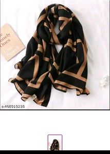 Chic Patterned Scarf