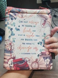 Books &amp; Beyond Booksleeve