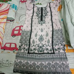 pakistani crepe suit