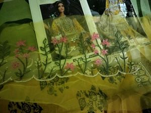 pakistani Ethnic Kurta Set