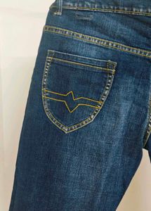 Dark Blue 3/4th Jean
