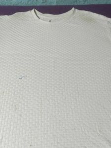 H&M White Textured T-Shirt
