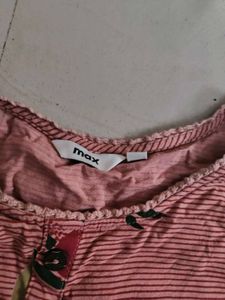 MAX beautiful Floral Kurta Top Women