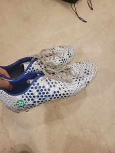 nivia football studs