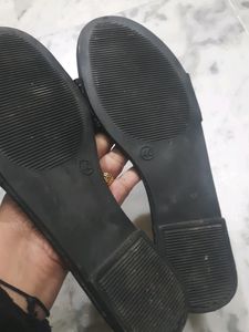 Flat Slippers