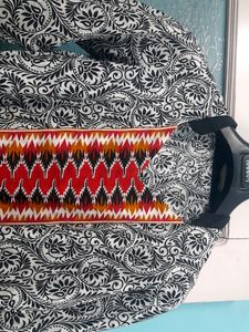 Stylish Black And White Print Kurta