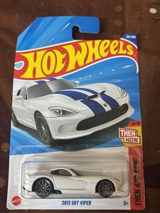 Hot Wheels 2013 SRT Viper