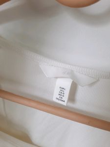 H&amp;M White Full Sleeves Top