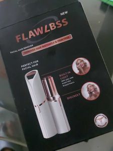 FLAWLBSS Facial Hair Removal Pen