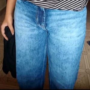 Straight Fit Jeans