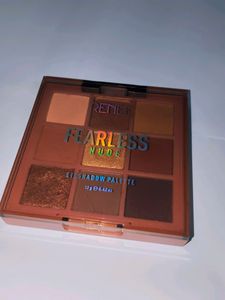 Renee Fearless Nude Eyeshadow Pallete