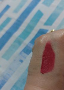 MYGLAMM LIT Liquid Velvet Matte Lipstick- I.F.L.Y