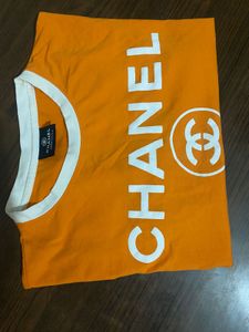 Selling A Casual Crop Top