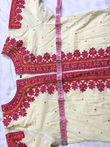 Elegant Pakistani Suit