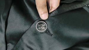 Only Coat