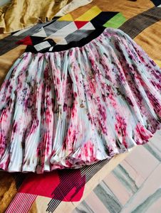 Floral Pleated Mini Skirt