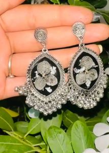 Silver Resin  Jhumka Earrings ✨️🖤