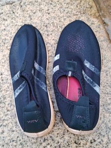 Adidas Toddler Shoes - Preloved