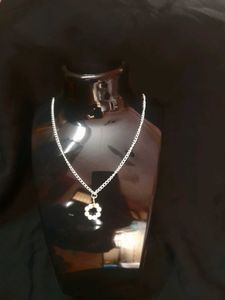 Pearl Flower Necklace