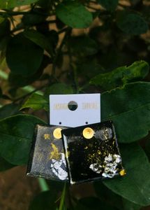 Black And Blue Set Of 2 Resin Earrings New