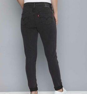 Levis Women Jeans