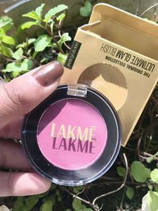 Lakme Glam Blush