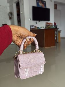 Chic Lilac Croc Embossed Mini Bag w/ Gold Chain