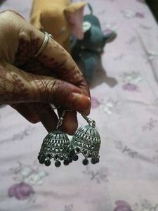 I Am Selling Oxidised Jhumka
