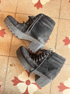 Black Boots